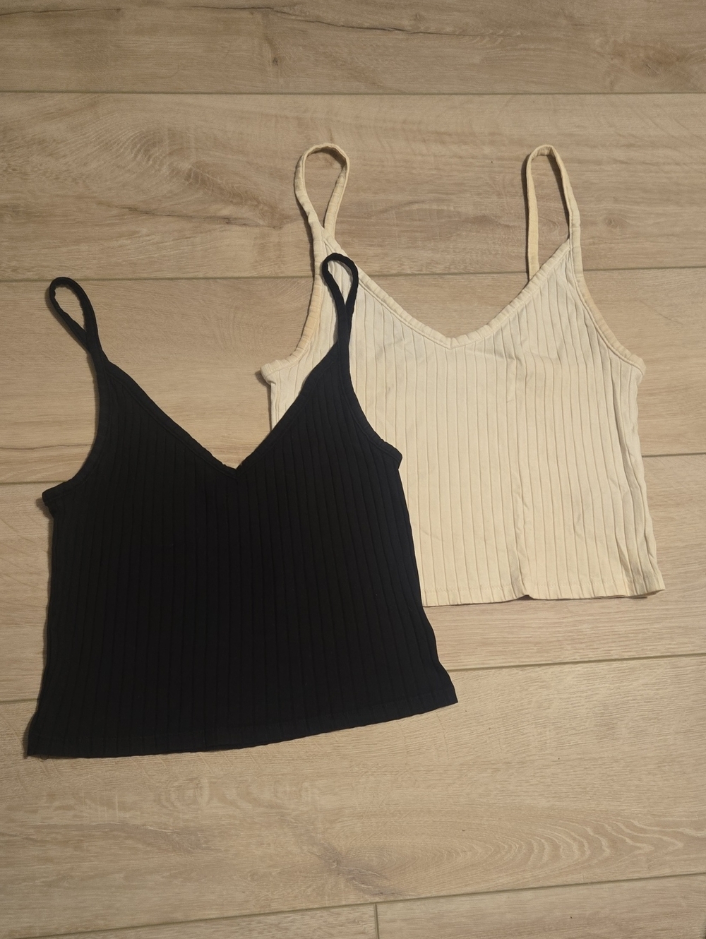 2 For $10! H&M Ribbed V-Neck Spaghetti Strap Crop Top - Black & Cream